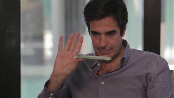 <p>Copperfield, bu zor kısmı başarıyla yaparak, bu işte usta olduğunu herkese gösterdi.</p>

<p> </p>
