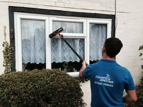 <p>Soru: Seattle&rsquo;daki t&uuml;m camları sildirmek i&ccedil;in ne kadar para &ouml;demeniz gerekir?</p>
