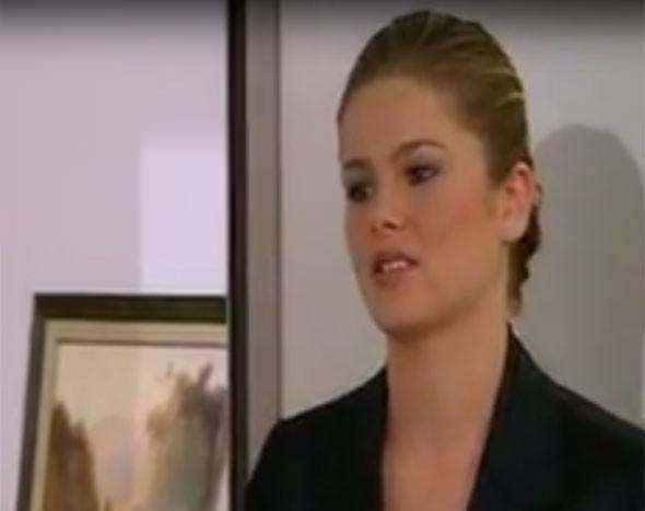 <p><strong>2007- Burcu Biricik (Maçolar)</strong></p>
