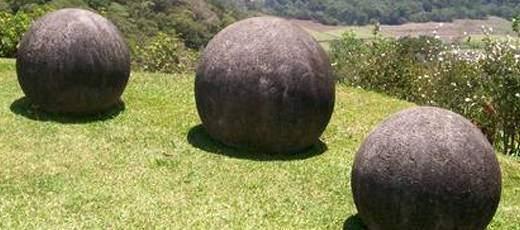<p>Costa Rica Top Taşları<br />
Costa Rica boyunca bu taşlardan irili ufaklı var. Arkeologlar bunların ne olduğunu kesinlikle anlayamıyor.</p>
