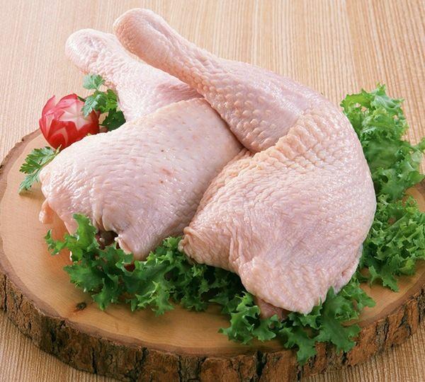 <p>Dondurulmuş yiyecekleri dolaptan çıkardığınız andaki bakteriler ilk konulduğu zamana göre daha fazla olacaktır.</p>