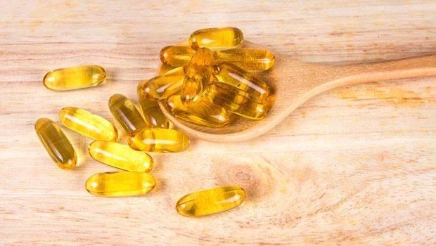<p>Bu vitaminin eksikliğinde <strong>depresyondan kemiklerde güçsüzlüğe</strong> kadar birçok sorun yaşanabilir. </p>

