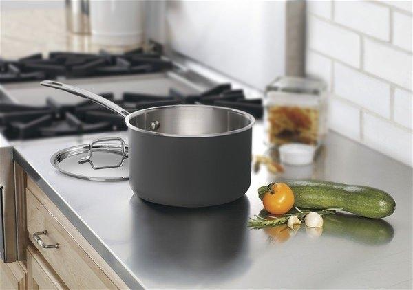 <p> Tencerenizin sapındaki o deliğin birden fazla işlevi var.</p>

<ul>
</ul>
