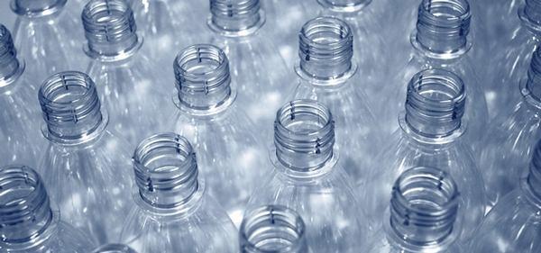 <p>6'nın anlamı PS polistirendir. Yemiş paketleri, plastik bardak-tabak, markette etin satıldığı köpük tabak, hazır paket fast food ürünlerindendir, zararlıdır.<br />
 </p>
