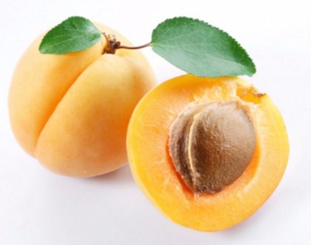 <p><strong>Kayısı:</strong> Zengin lif ve betakaroten içerikleriyle çok yararlı yaz meyveleridir.</p>
