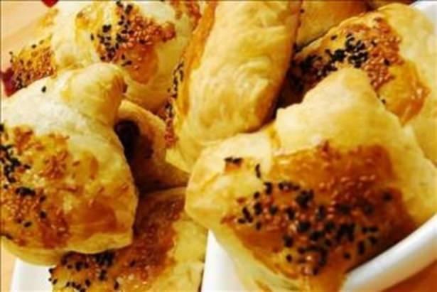 <p>16. HAMUR İŞİ: Bu tür yiyecekler kolesterol dengesini bozuyor.</p>