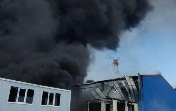 <p>Bursa’nın merkez Osmangazi İlçesi Samanlı Mahallesi’nde bulunan bir tekstil fabrikasında büyük bir yangın çıktı.</p>
