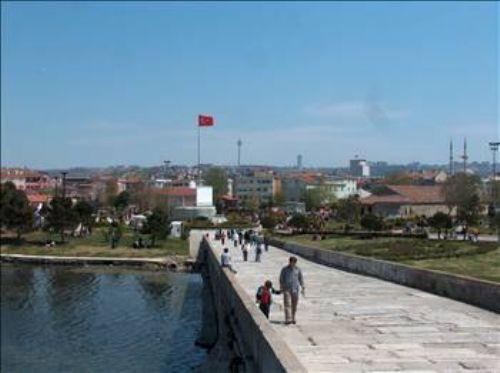 BÜYÜKÇEKMECE Nüfusu: 688,774 En çok hangi ilden vatandaş var: Ardahan