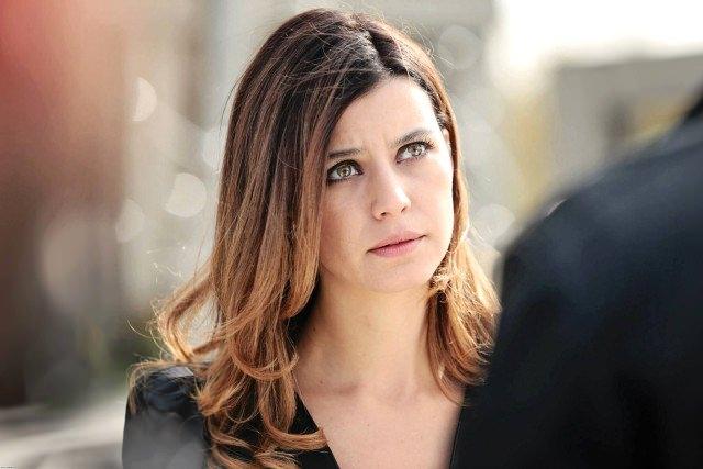 <p><strong>Beren Saat</strong></p>

<p>Başkent Üniverstesi İşletme Bölümü</p>
