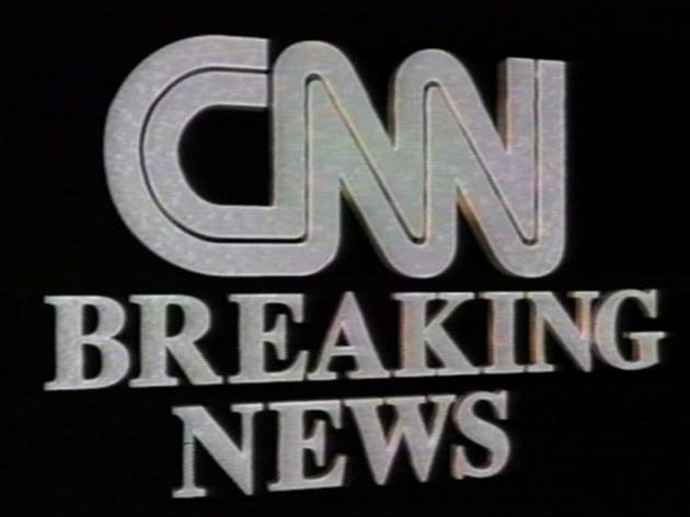 <p>Pentagon'un emriyle petrole bulanmış karabatak görüntülerini servis eden de Irak Savaşı'nda Bush ve ekibinin 935 yalanına çanak tutan da yine CNN'di.</p>