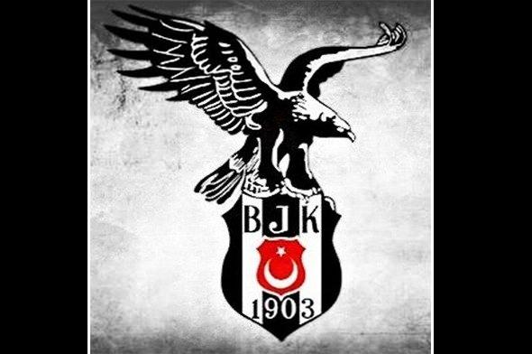 <p>Şahan Gökbakar: "Beşiktaş'ın şampiyonluğu kutlu olsun"</p>