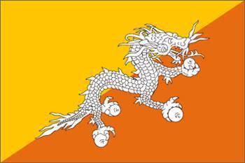 Bhutan/ Bayrağın ortasındaki Ejderha 1200`lü yıllardan beri ülkede kullanılan bir simgedir ve "Druk" ismiyle çağrılır. Ejderhanın beyaz rengi ise saflığı simgelemektedir. Sarı rengin anlamı ülkenin laik yönetimidir. Turuncu renk ise ejderha tapınakları ile budist inancı temsil eder. Ejderha`nın dört ayağında da taşıdığı değerli taşlar ise refahı simgeler.Ayrıca bayrağında ejder kullanan iki ülkeden biridir.(diğeri Galler ülkesi)