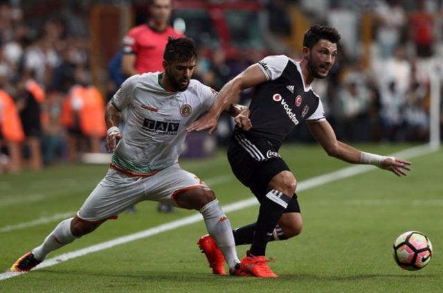 <p>TOLGAY ARSLAN | Beşiktaş | 1.300.000 Euro</p>