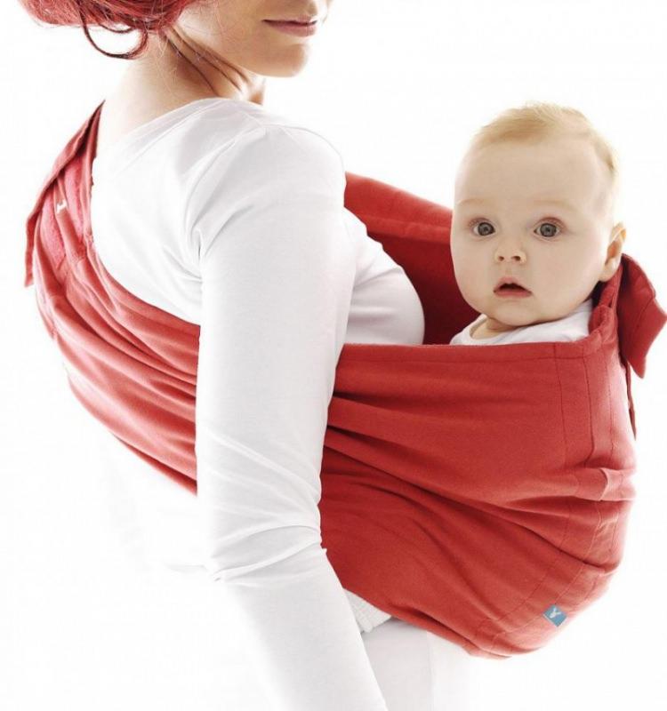 <p><strong>Bebeğin yüzü anneye bakacak şekilde ve gerektiğinde annenin göğsüne yaslayacak biçimde dizayn edilen bu ürün, annenin ellerini de kullanma imkanı sağlıyor.</strong></p>
