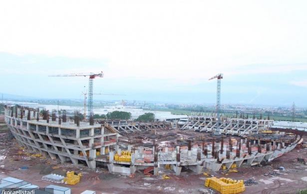 <p>Yeni Kocaeli Stadyumu</p>
