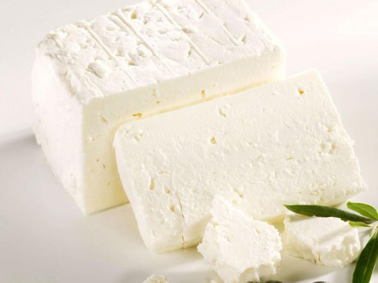 <p><strong>Beyaz peynir: </strong>275 kcal</p>
