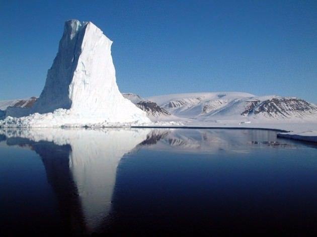 <p>Bugüne kadar ölçülmüş en büyük buz dağı, 200 mil uzunluğunda ve 60 mil genişliğindedir ve Belçika’dan daha büyük bir yüzölçümüne sahiptir.</p>
