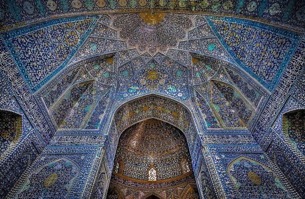 <p>İsfahan Camii - İran</p>

<p> </p>
