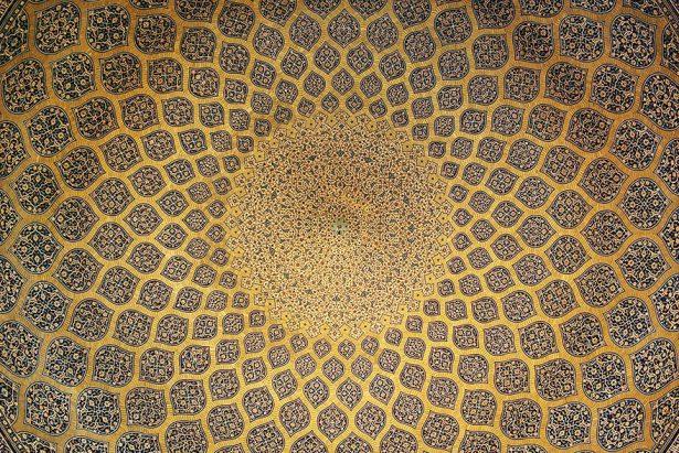 <p>Şeyh Lütfullah Camii, İsfahan - İran</p>

<p> </p>
