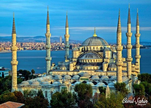 <p>Sultanahmet Camii</p>
