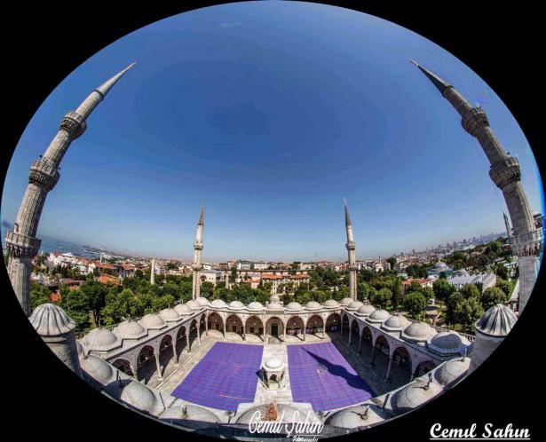 <p>Sultanahmet Camii</p>
