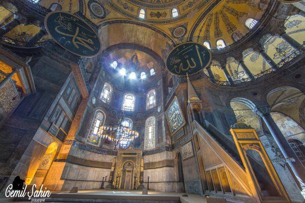 <p>Ayasofya</p>
