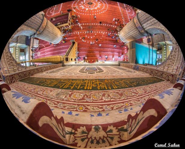 <p>Sultanahmet Cami</p>
