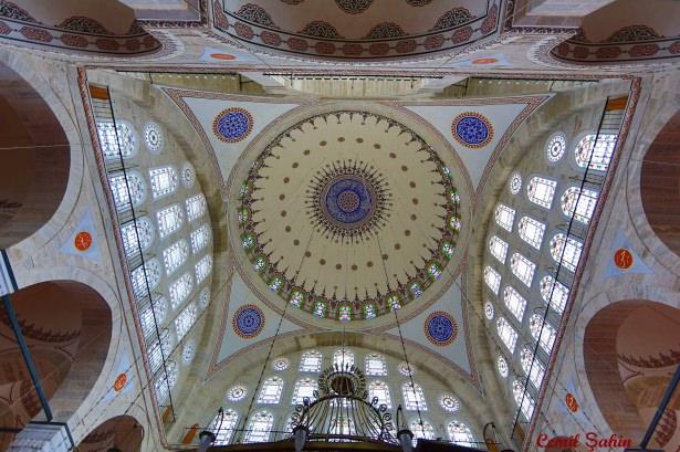 <p>Mihrimah Sultan Cami <br />
Edirnekapi<br />
 </p>
