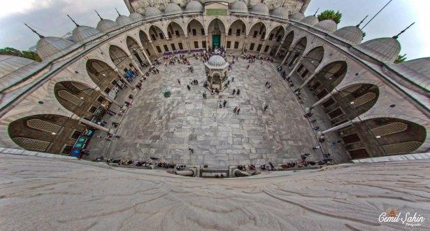 <p>Sultanahmet Camii </p>
