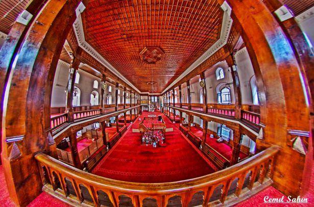 <p>İstanbul'un ilk camiisi Arap Cami  - Karaköy</p>
