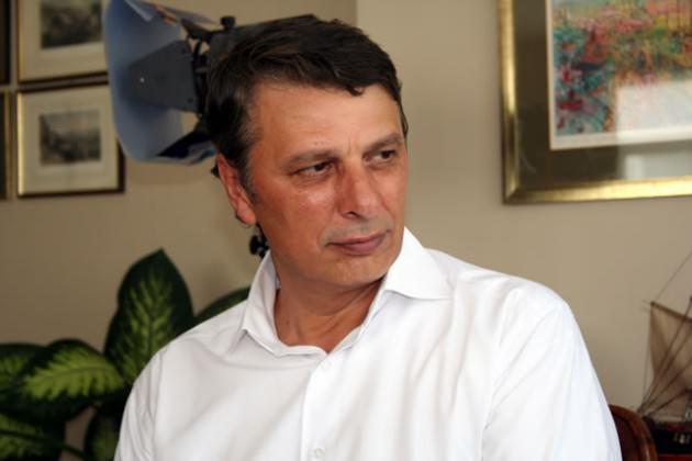 <p>Can Ataklı: Ulusal TV'ye yorumcu oldu</p>