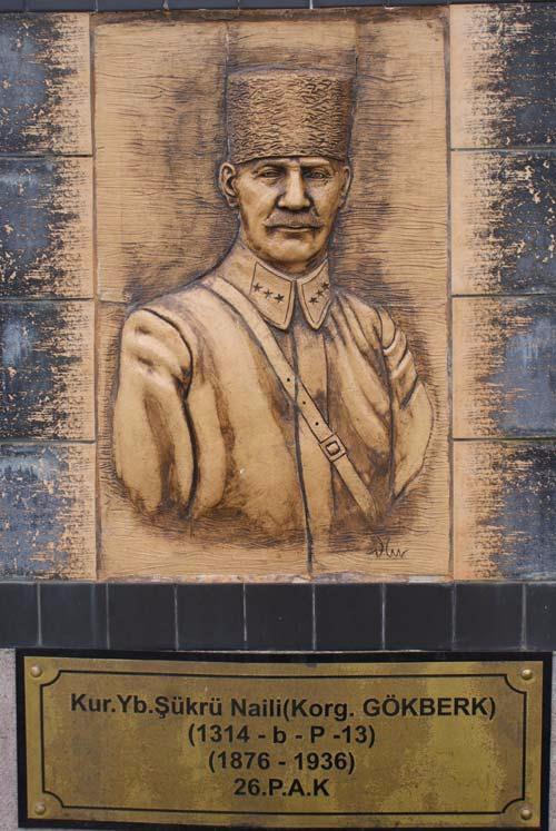 <p>Kurmay Yarbay Şükrü Naili GÖKBERK<br />
<br />
26. P.A.K</p>
