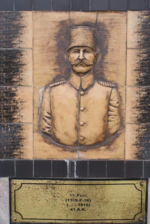 <p>Yarbay Fuat Komutan</p>

<p>41. A.K</p>
