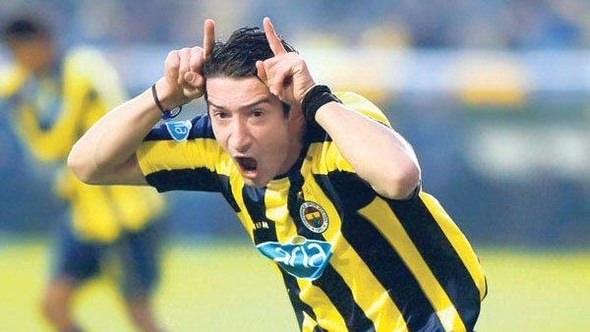 <p><strong>SERHAT AKIN: "6-0LIK MAÇTA OYNAMAK İSTEMEDİM"</strong><br />
<br />
"6-0’lık Galatasaray maçının oynandığı sene ben 21 yaşındayım ve 8 maçtır gol atamamışım. </p>