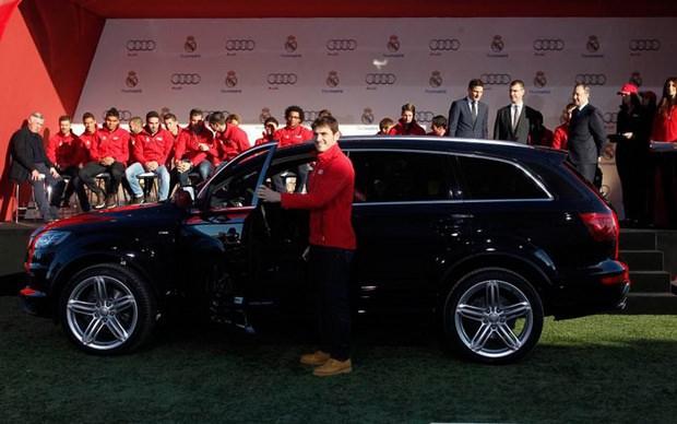 <p>Iker Casillas: Audi Q7 3.0 TDI</p>