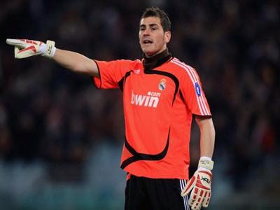 Iker Casillas - Real Madrid : (1999-2012