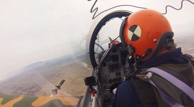 <p>Proje Geçen yıl Hürkuş’un ilk modeli ‘A’, Avrupa Havacılık ve Uzay Ajansı EASA’dan onay olan ilk Türk hava aracı olmuştu.</p>