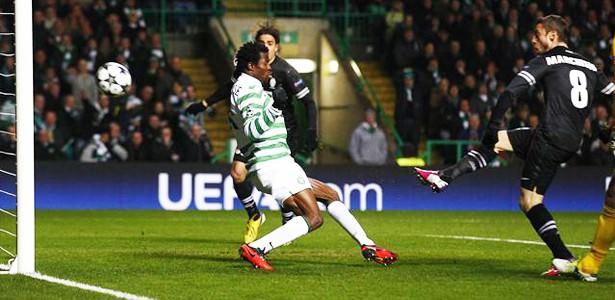 Juventus, İskoç ekibi Celtic'i deplasmanda 3-0 yendi, çeyrek final kapısını ardına kadar araladı.