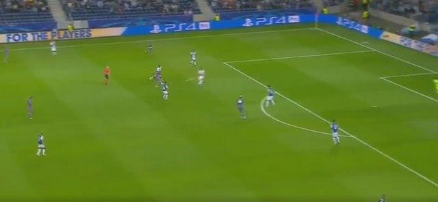 <p>"Cenk Tosun insan misin gardaş la? "</p>