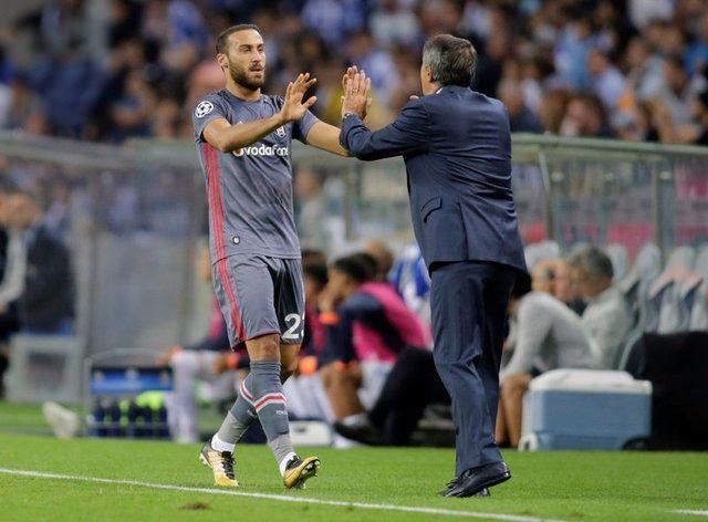 <p>Nihat Kahveci: Ve bir füze daha geldii Cenk Tosun</p>
