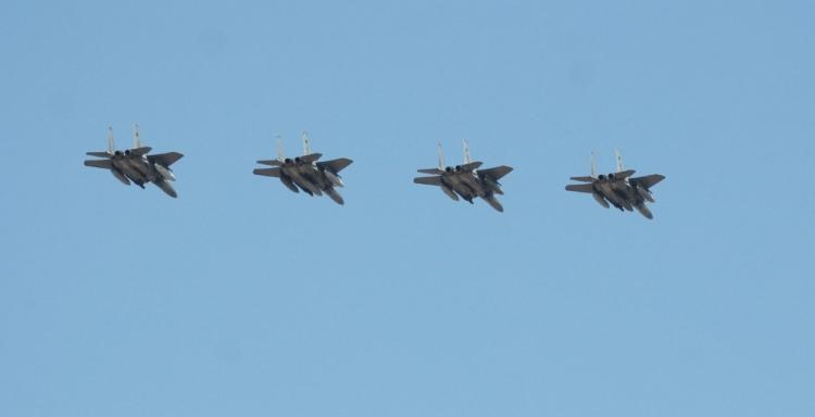 <p><strong>24 Kasım 2015:</strong> Türkiye, hava sahasını ihlal eden Rus uçağını düşürdü. Türk jetleri bu tarihten sonra IŞİD’le mücadele eden koalisyon kapsamında Suriye’deki hava operasyonlara aktif olarak katılmadı.</p>

<p><a href="http://video.haber7.com/video-galeri/75315-cerablus-ilce-merkezinden-ilk-goruntuler" target="_blank"><strong>CERABLUS'TAN İLK GÖRÜNTÜLER İÇİN TIKLAYINIZ</strong></a></p>

