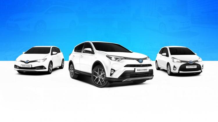 <p>Toyota’nın ekim kampanyasından yararlananlar, indirimlerin yanı sıra taksitlerini de 6 ay erteleyebilir.</p>