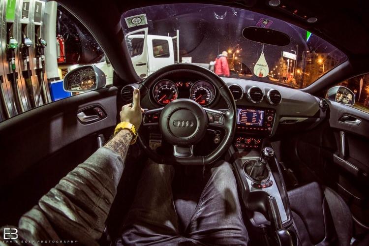 <p>Audi TT</p>
