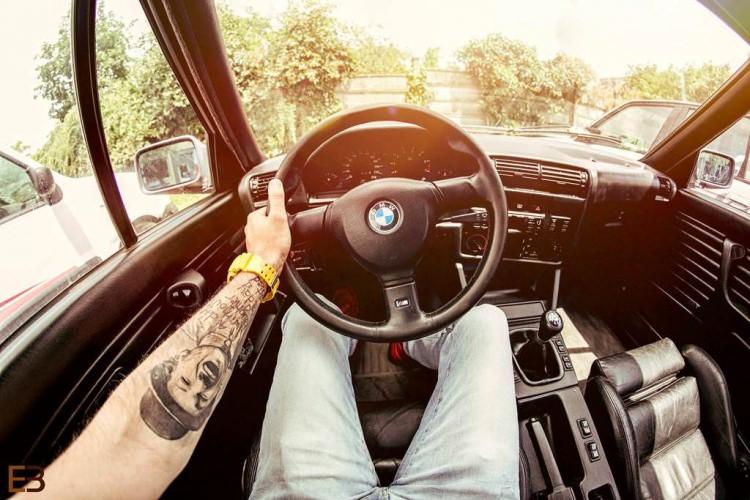 <p>BMW 3 Serisi (E 30)</p>
