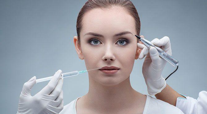 <p>Bu tedavide alın, göz çevresi kırışıklıkları, düşük kaşlar ve boyun bantları başarı ile tedavisi ediliyor. Cilt sorunları tedavisinde de Kimyasal Peeling yöntemi ve Mezalift yöntemidir. </p>