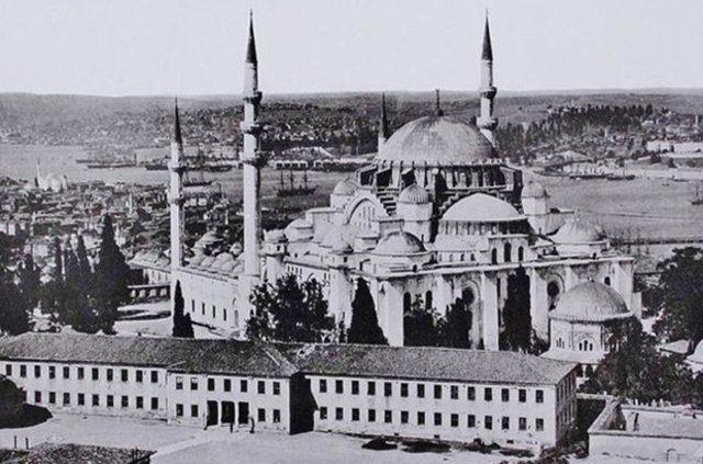 <div>Süleymaniye (geçmiş)</div>

<div> </div>
