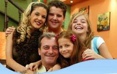 <p>Yıllar önce oynadığı Sihirli Annem dizisinde Çilek karakterine hayat veren Zeynep Özkaya...</p>
<p> </p>