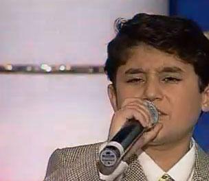 <p>90'lı yılların ortasında hayatımıza birden Küçük İbo girdi.</p>
<p> </p>