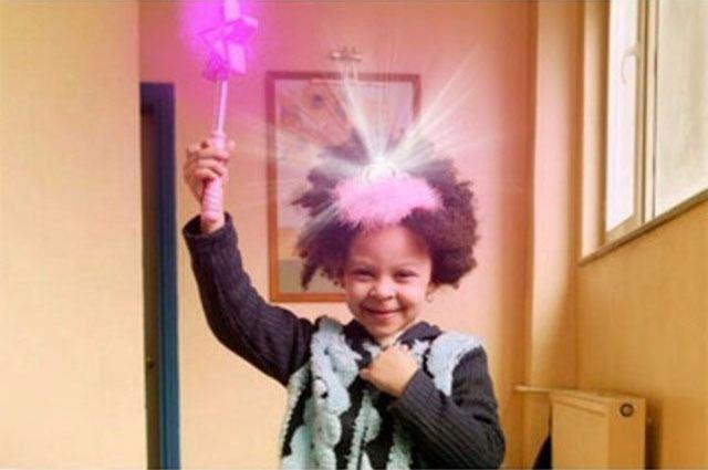 <p>Rol aldığı 'Sihirli Annem' dizisinde canlandırdığı 'Toprak' karakteriyle üne kavuşan küçük oyuncu Jennifer Boyner'in son hali şaşırttı</p>
