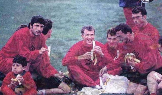 <p>1988 yılında İstanbul'da dünyaya gelen Şenol Coşkun koyu Galatasaray taraftarıydı.</p>
